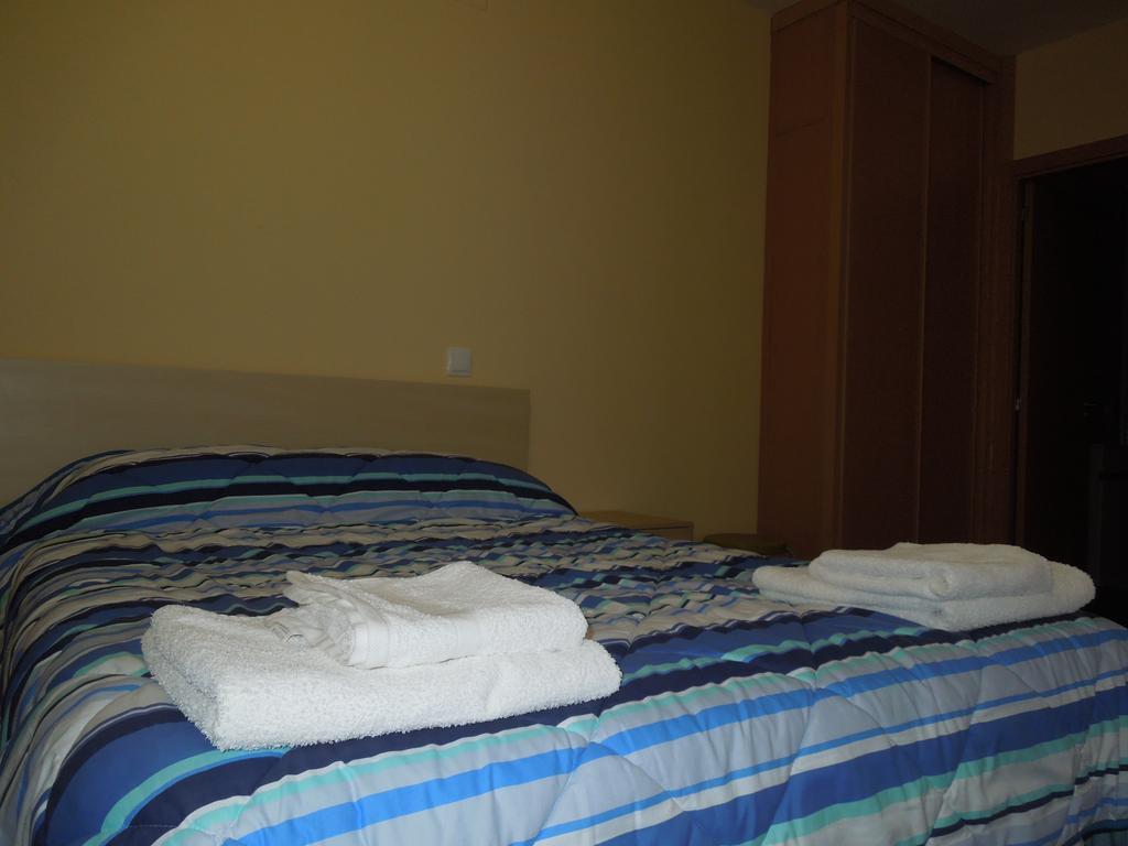 Apartamento Cuatro Torres Madrid Eksteriør bilde